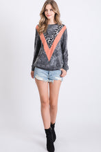 Load image into Gallery viewer, LEO AND TIE-DYE PRINT BLOCKED LONG SLEEVE TOP