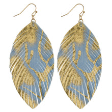 Load image into Gallery viewer, Gold Metallic Feather Earring