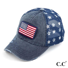 Load image into Gallery viewer, American Flag Vintage Baseball Cap