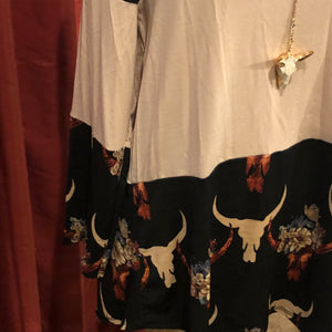 Color Block Steer Head Tunic