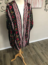 Load image into Gallery viewer, Red/Black  Floral Kimono